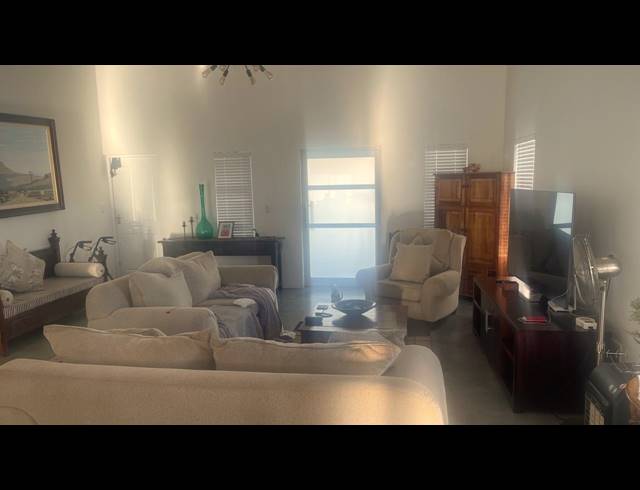 3 BEDROOM HOUSE FOR SALE IN LAMPIESBAAI